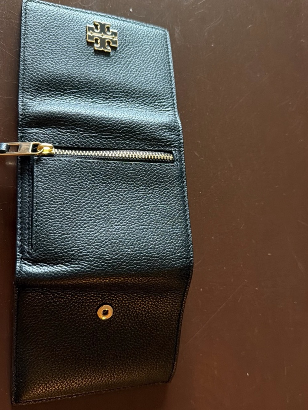 NWT Tory Burch Britten Compact Wallet in black pebbled leather. - Picture 11 of 13